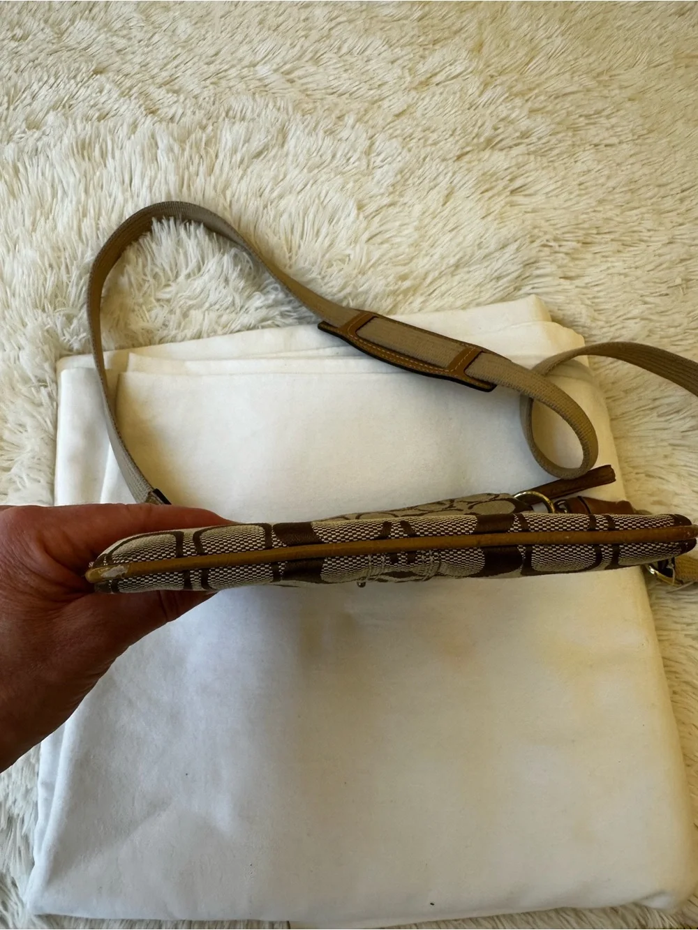 Coach Signature Swingback Crossbody Khaki Brown Canvas Legacy Turnlock Y2K